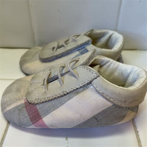 Burberry Bosco Classic Check Lace Crib Shoes 